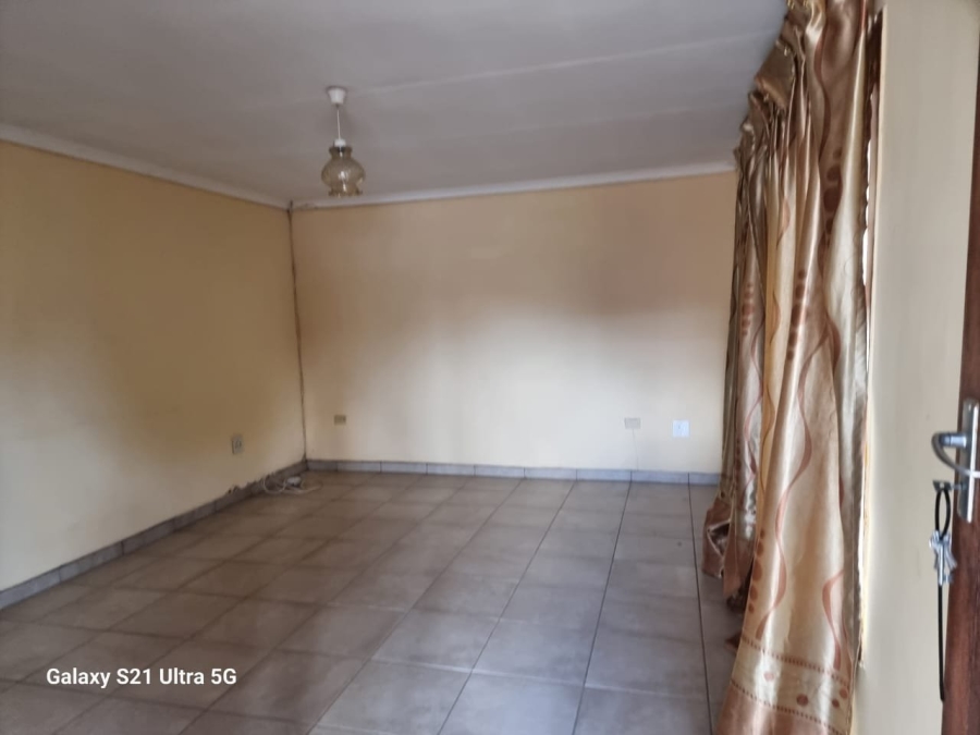  Bedroom Property for Sale in Mmabatho Unit 9 North West